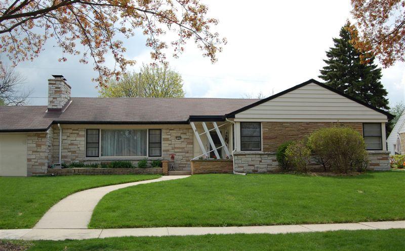 7335 Maple Terr, Wauwatosa, WI 53213