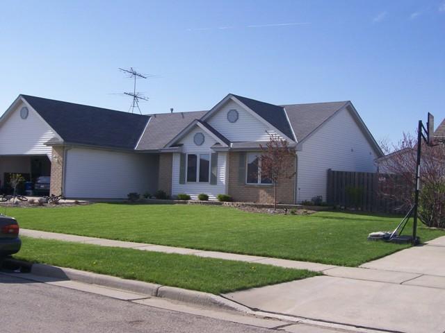 5004 25th Ave, Kenosha, WI 53140