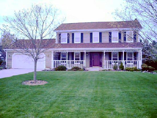 14630 Cameron Dr. #Upper, Brookfield, WI 53005