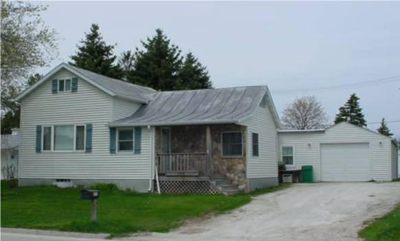 932 Fond Du Lac, Sheboygan Falls, WI 53085
