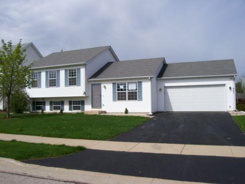 447 Valley View, Genoa City, WI 53128