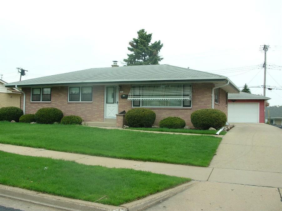 9012 W Holt Ave., Milwaukee, WI 53227