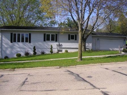 103 N Wakely, Whitewater, WI 53190