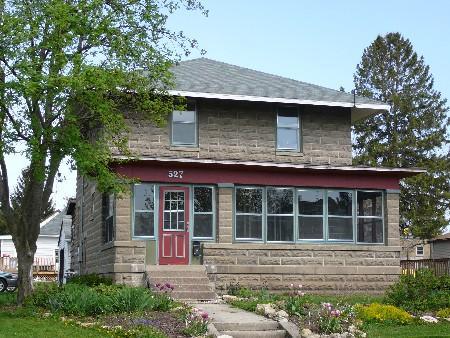 527 N East Ave., Viroqua, WI 54665