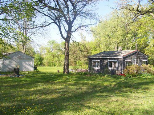 18504 102nd St., Bristol, WI 53104