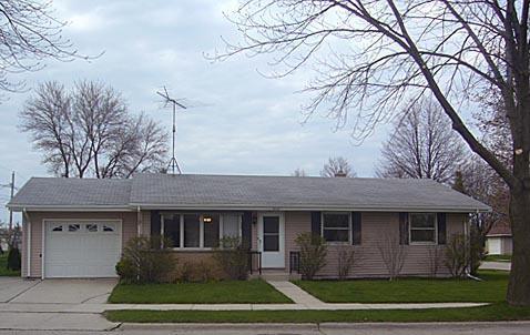 2006 Wilson Ave., Sheboygan, WI 53081