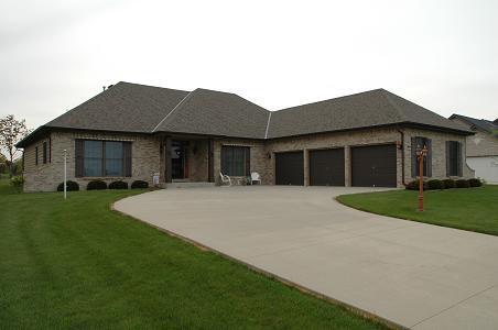 8589 S 68th St., Franklin, WI 53132