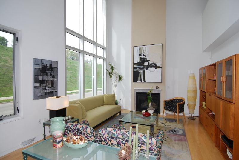 1962 N Commerce St, Milwaukee, WI 53212