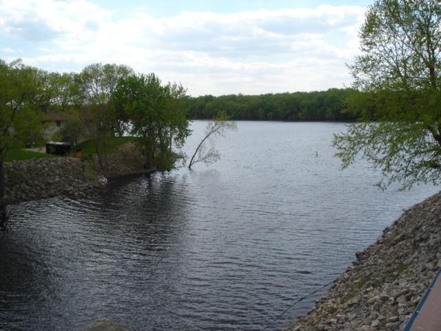 1073 Lauderdale, Onalaska, WI 54650