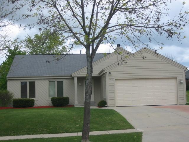 7622 S Mission Hills, Franklin, WI 53132