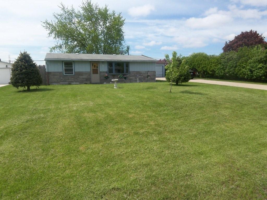 9753 Saratoga Dr., Caledonia, WI 53108