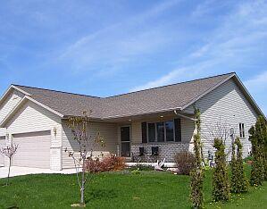 2315 Virginia Dr., Manitowoc, WI 54220
