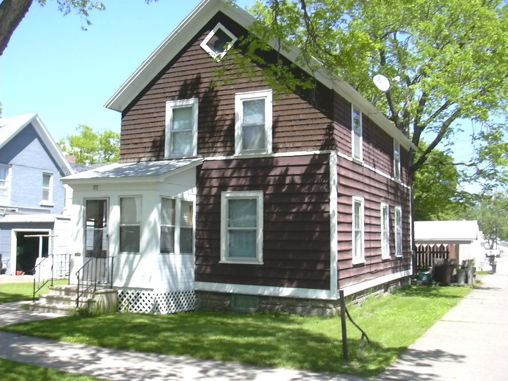 713 14th St., La Crosse, WI 54601