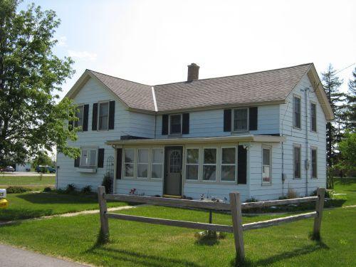 6265 Nabob Dr, West Bend, WI 53095