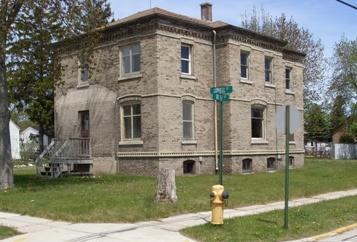 1003 Lowell St., Two Rivers, WI 54241