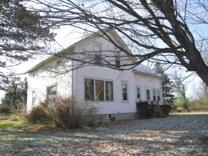 8805 W Highland Rd., Mequon, WI 53097