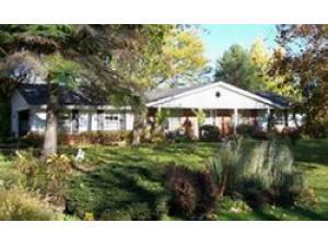 17720 Valley View Dr., Brookfield, WI 53045