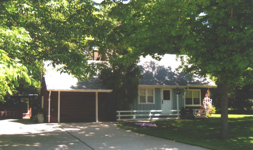 [Address Hidden by Seller], Greenfield, WI 53220