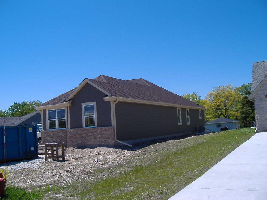 W177N8851 St Thomas Dr., Menomonee Falls, WI 53051