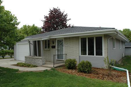 N84W14540 Menomonee Ave, Menomonee Falls, WI 53051