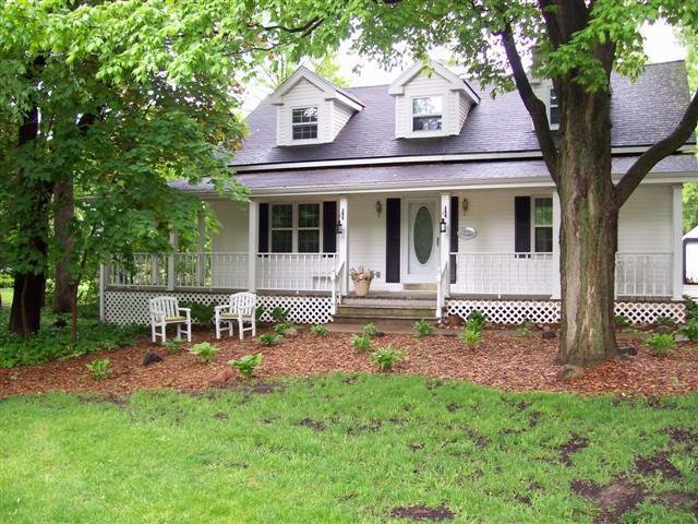 14815 Watertown Plank, Elm Grove, WI 53122