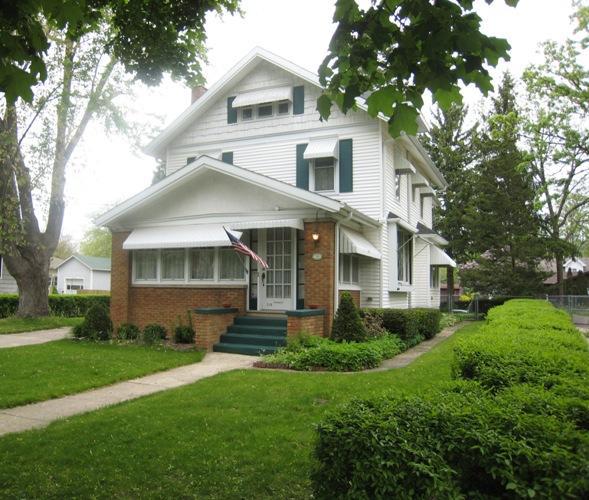 310 Oakland Ave., Mukwonago, WI 53149