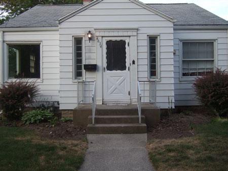 4634 N Woodruff, Whitefish Bay, WI 53211