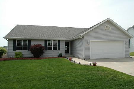 2817 Sandra Ln., Waukesha, WI 53188