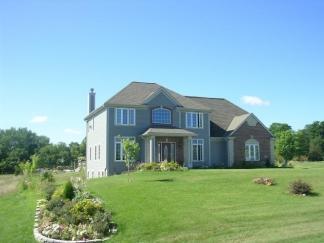 N66W34415 Timberline Rd, Oconomowoc, WI 53066