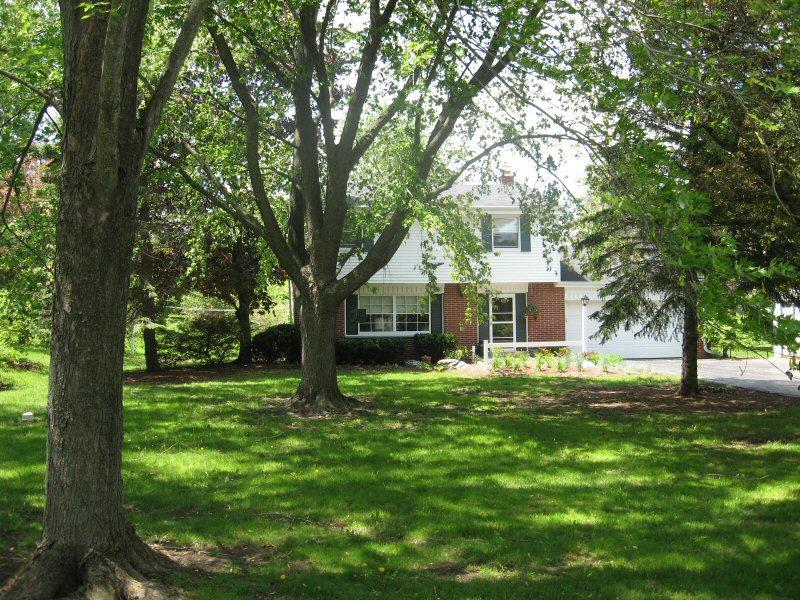 11761 N Ridgeway Ave. #82W, Mequon, WI 53097