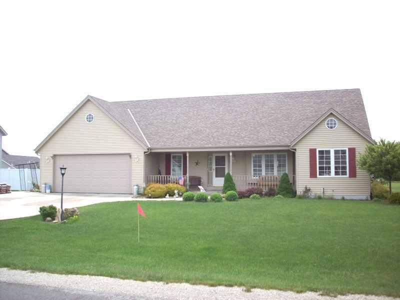 5811 Sandview Ln., Caledonia, WI 53406