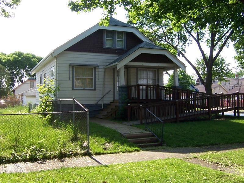 4502 N 29th St, Milwaukee, WI 53209