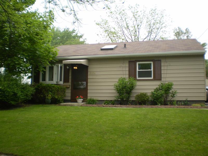 2124 Norton Ave., Waukesha, WI 53188