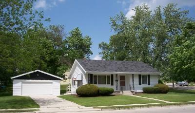 1404 Wisconsin Ave., New Holstein, WI 53061
