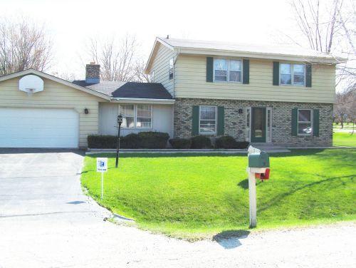 5445 Oak Forest Dr., Caledonia, WI 53406