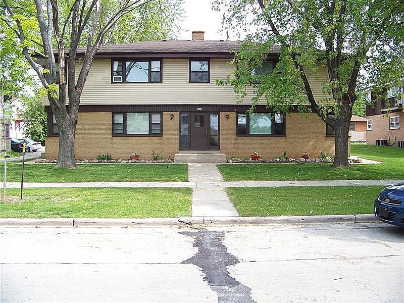 2930 W Parnell Ave., Milwaukee, WI 53221