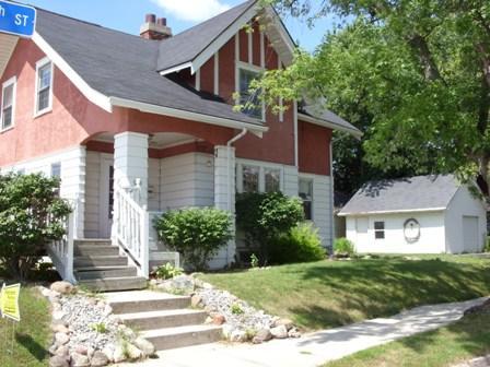 534 S 25th St., Manitowoc, WI 54220