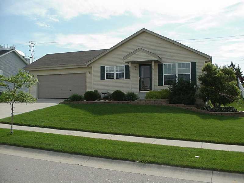 1536 Oriole Dr., Hartford, WI 53027