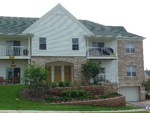 2712 Northview Rd. #120, Waukesha, WI 53188