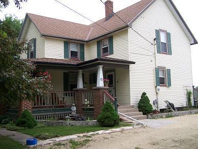 14316 Green Bay, Mequon, WI 53097