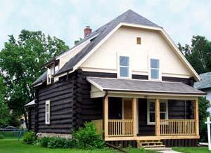 201 N West Ave., Waukesha, WI 53186