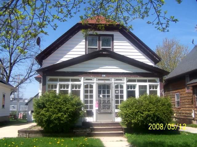 686 North, West Bend, WI 53090