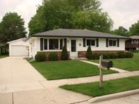 3948 S 17th Pl, Sheboygan, WI 53081