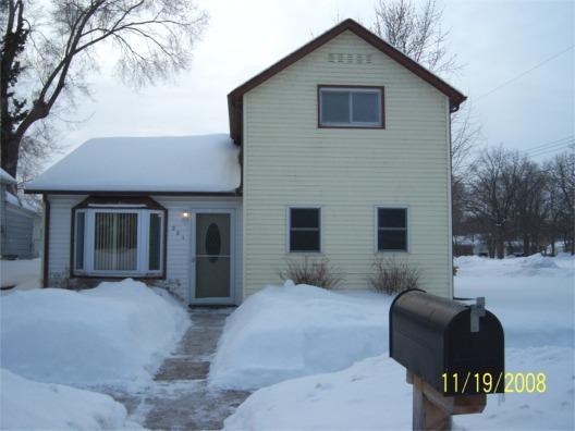 221 N 6th Ave., Onalaska, WI 54650