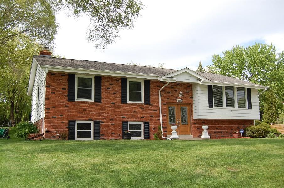 18640 W Arden Ave., Brookfield, WI 53045