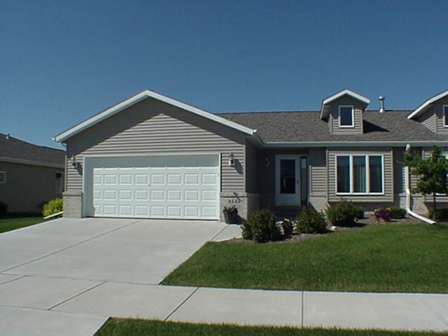 1535 Primrose Ln., Hartford, WI 53027