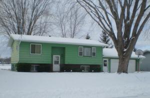 1612 Viking Ave, Holmen, WI 54636