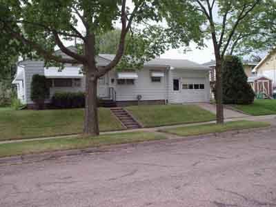 1359 Weston St, La Crosse, WI 54601