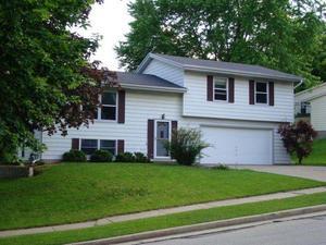 2105 Harris-highland Dr, Waukesha, WI 53188
