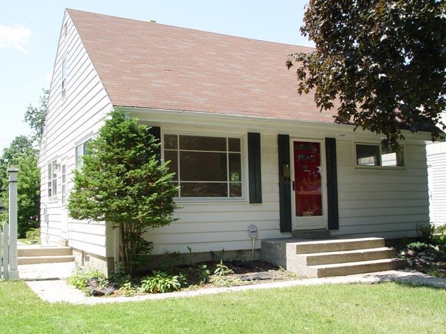 5747 N 92nd St., Milwaukee, WI 53225